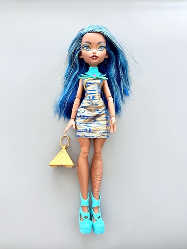 Monster high doll - monster,