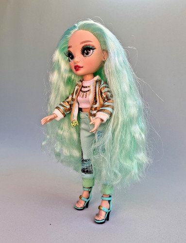 Rainbow high daphne minton - -,