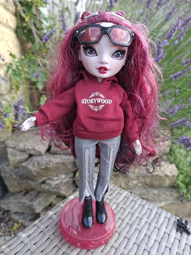 Rainbow shadow high - /, scarlett